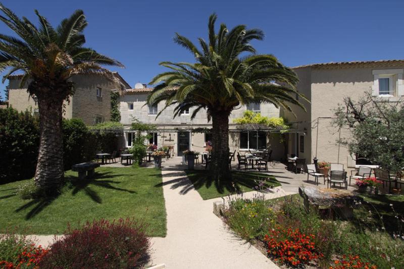 Val Baussenc, The Originals Relais Hotel Maussane les Alpilles Buitenkant foto