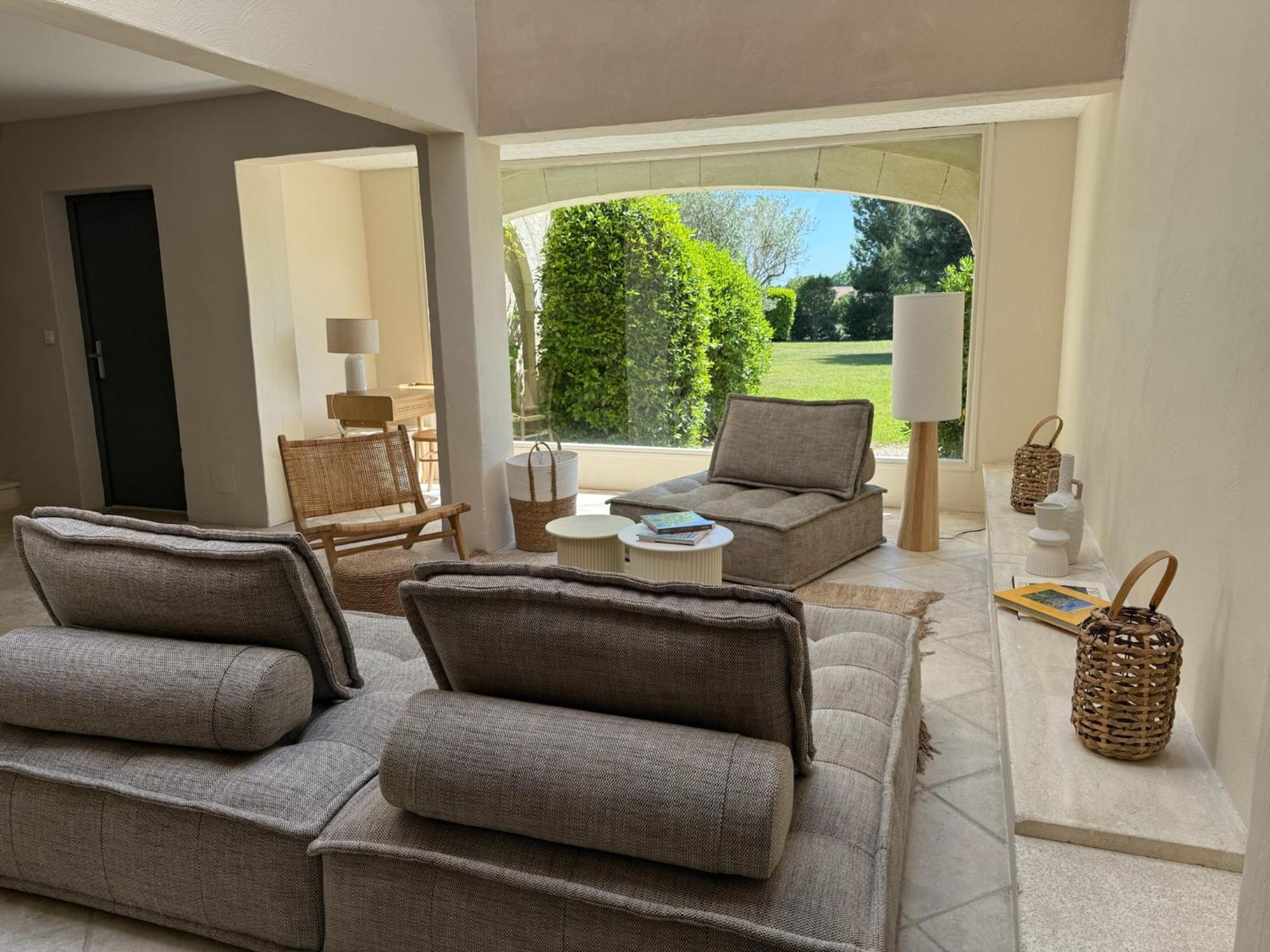 Val Baussenc, The Originals Relais Hotel Maussane les Alpilles Buitenkant foto