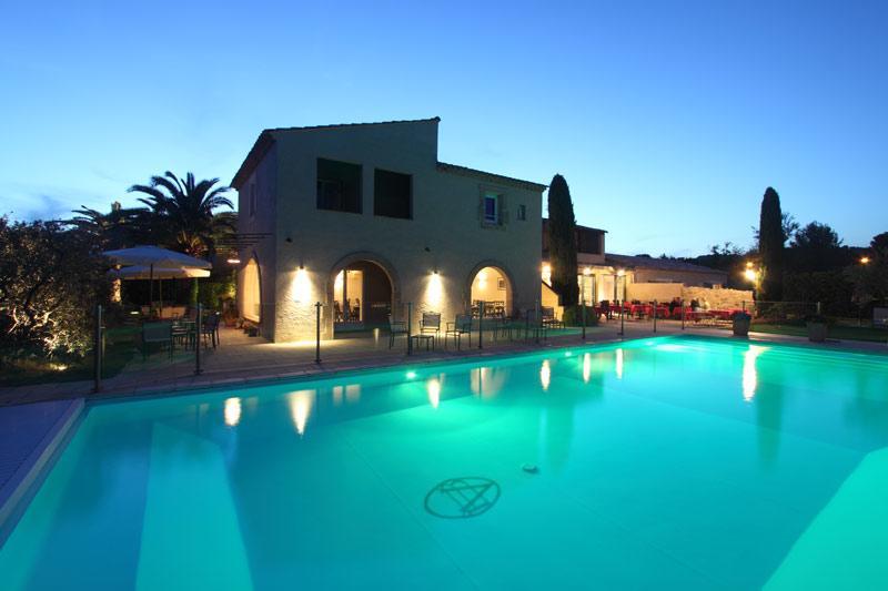 Val Baussenc, The Originals Relais Hotel Maussane les Alpilles Buitenkant foto